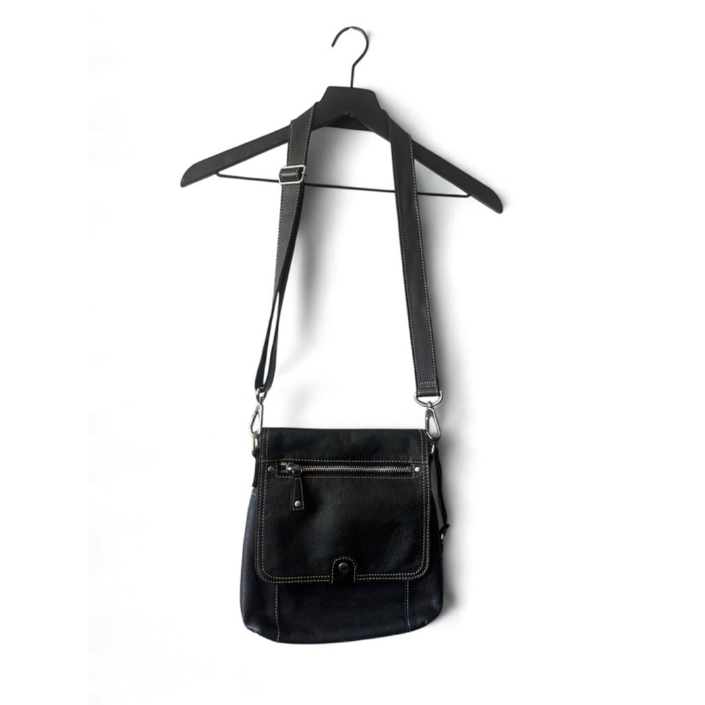 Fossil Black Genuine Leather Crossbody Bag with Front Flap & Zip Pockets
